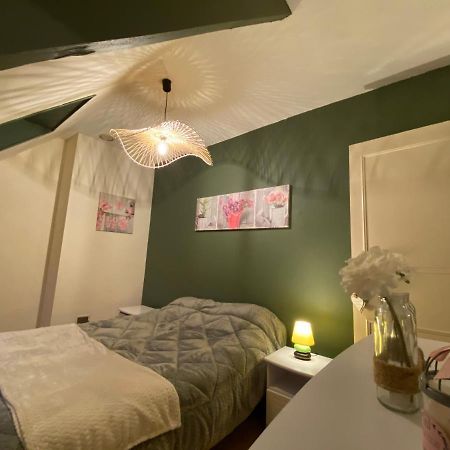 Maison Avec Piscine Et Sauna A Vire ภายนอก รูปภาพ