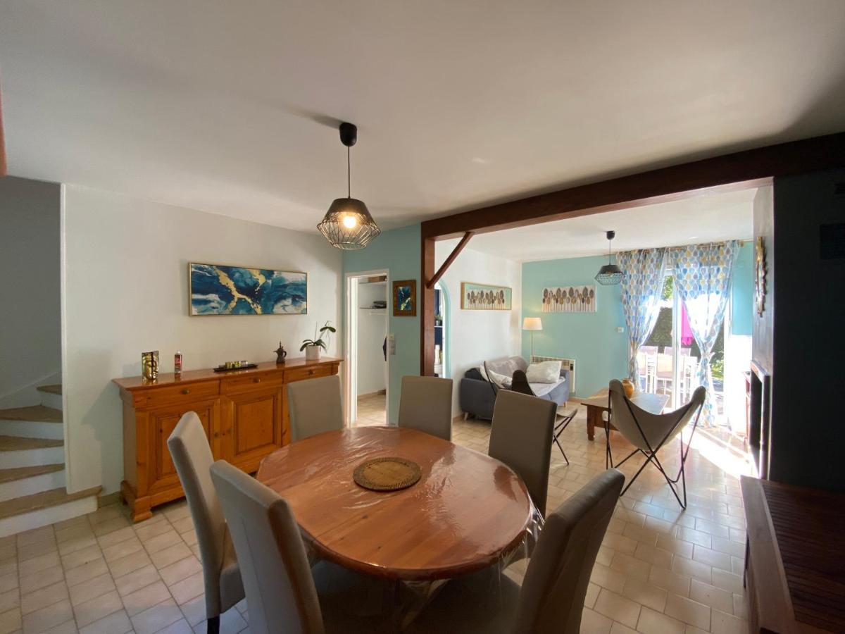 Maison Avec Piscine Et Sauna A Vire ภายนอก รูปภาพ