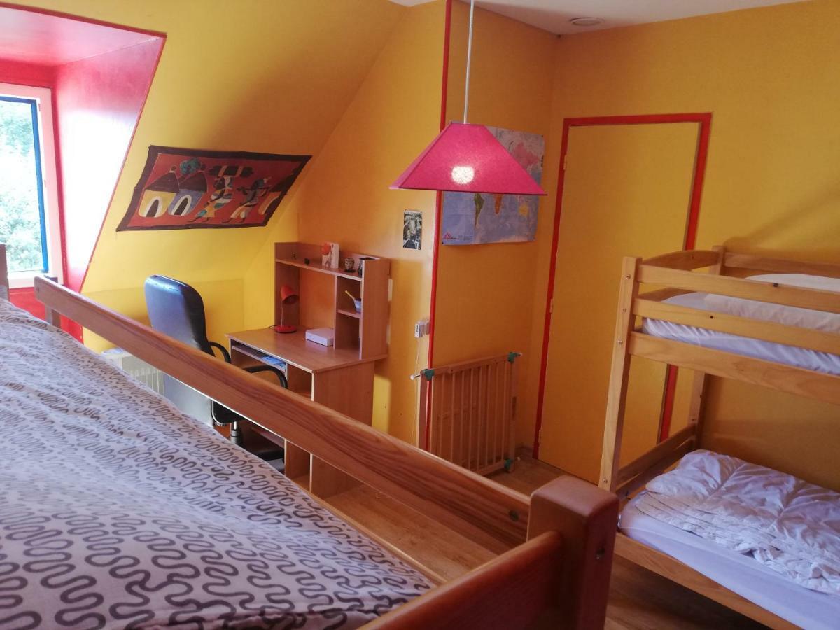 Maison Avec Piscine Et Sauna A Vire ภายนอก รูปภาพ